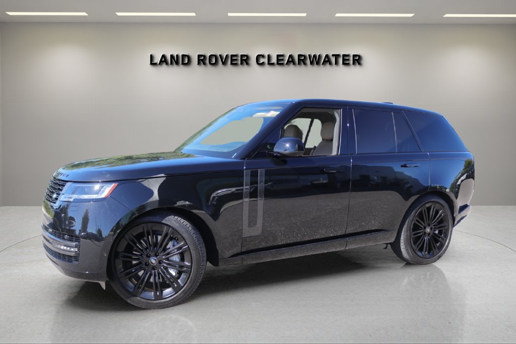Used 2025 Land Rover Range Rover SE