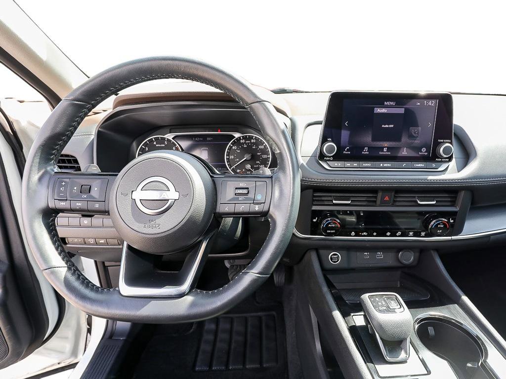 Used 2023 Nissan Rogue SV w/ SV Premium B Package image 13