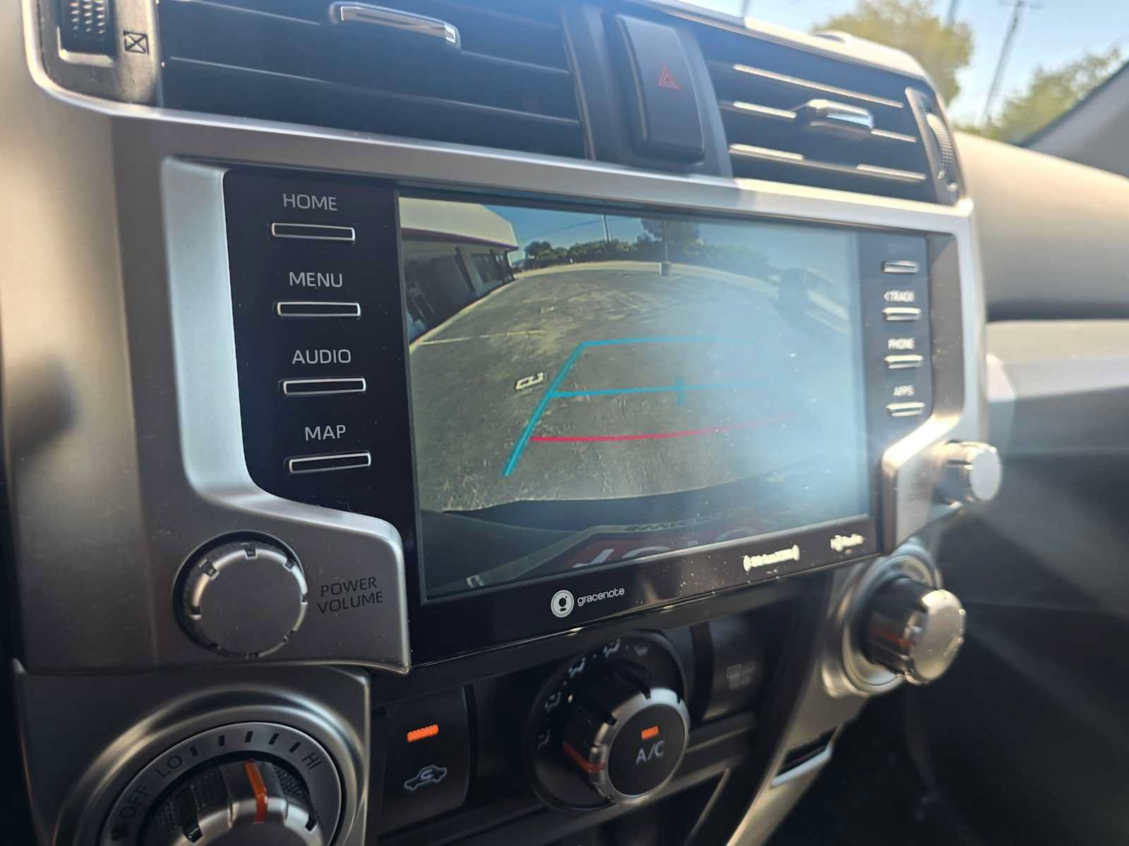 Used 2023 Toyota 4Runner SR5 AWD/4WD image 28