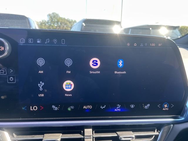 New 2026 Chevrolet Equinox EV LT image 24