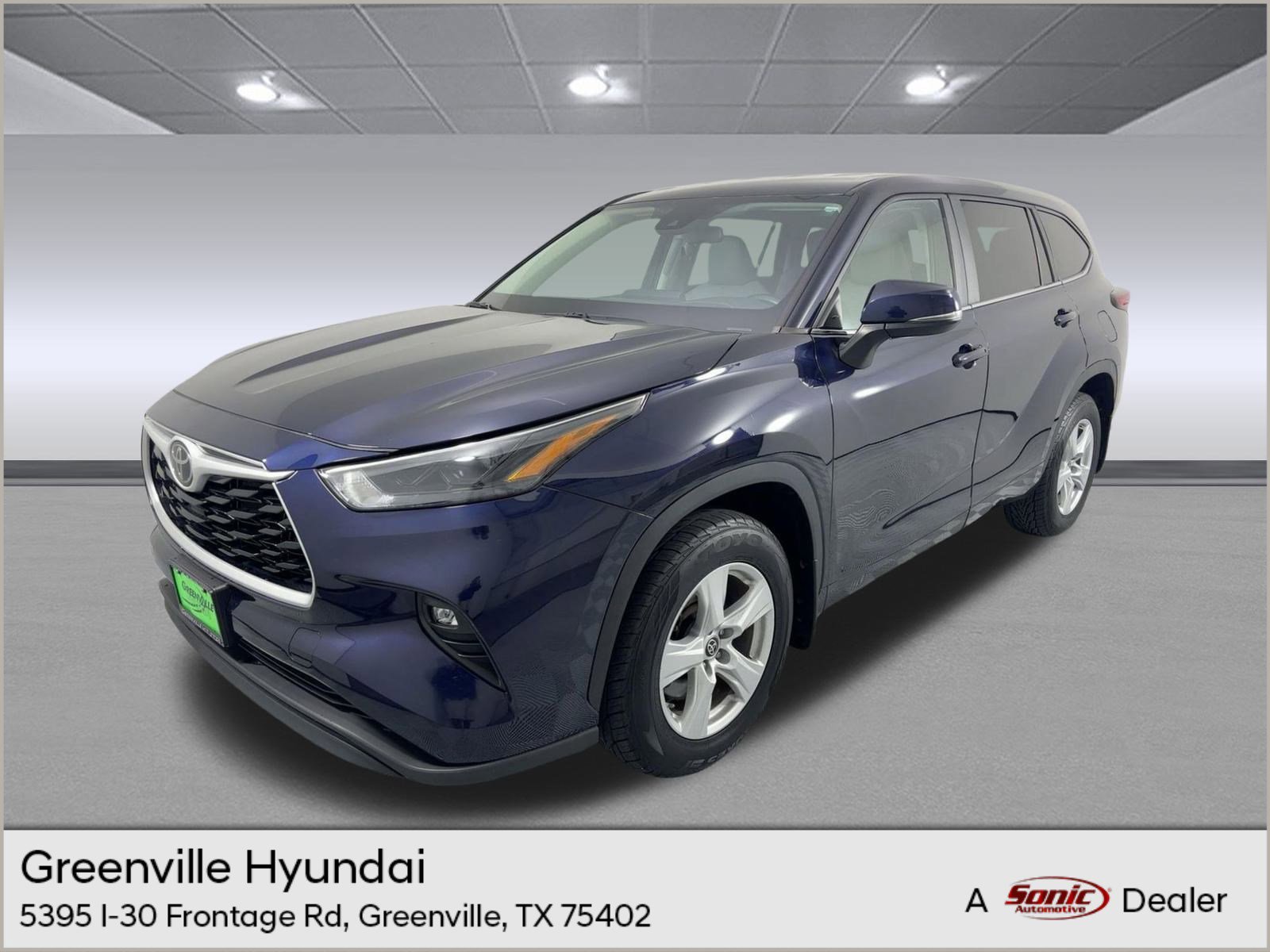 Used 2023 Toyota Highlander LE