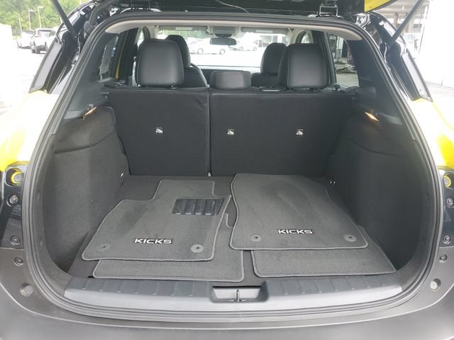 Certified 2025 Nissan Kicks SR AWD/4WD image 6