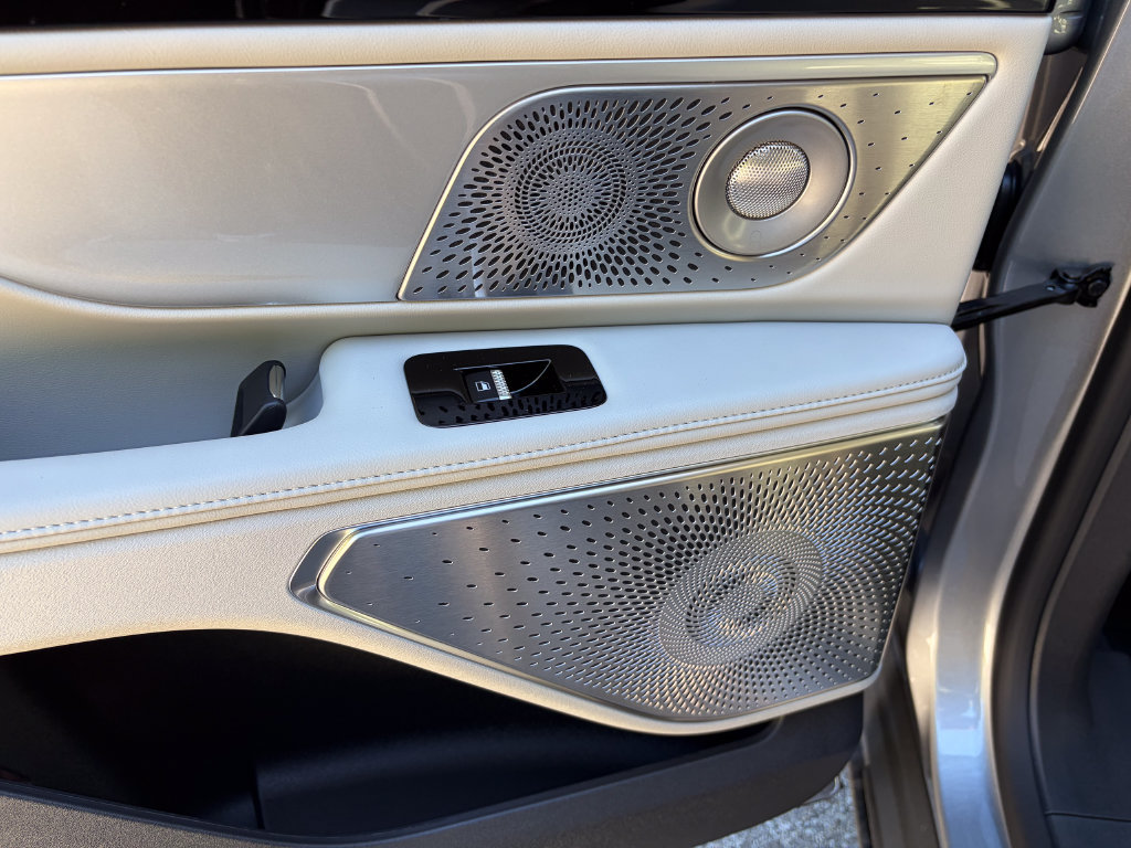 New 2026 Lincoln Nautilus Reserve AWD/4WD image 20