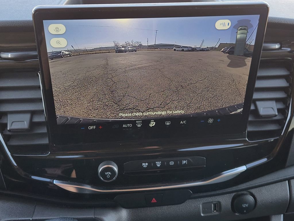 Used 2023 Ford Transit 350 XLT image 19