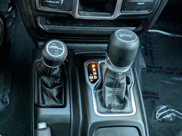 Used 2023 Jeep Wrangler Sport image 12