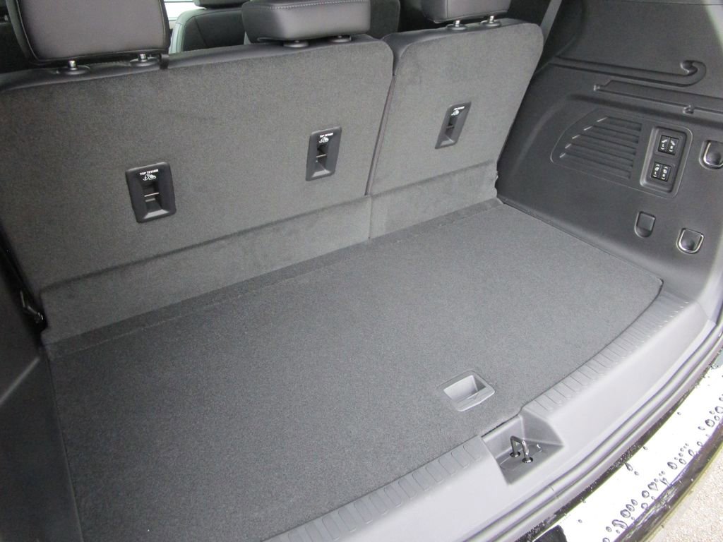 New 2026 GMC Acadia Denali w/ Super Cruise Package image 16