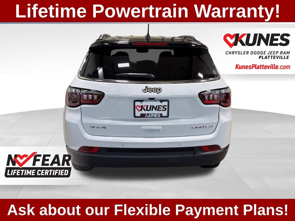 Used 2025 Jeep Compass Limited image 9