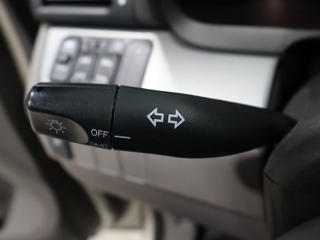 Used 2008 Honda Odyssey EX-L image 32