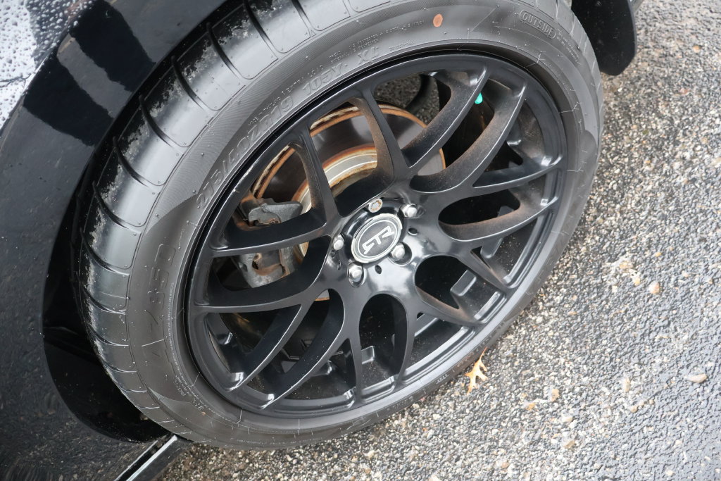 Used 2013 Ford Mustang GT Premium w/ Brembo Brake Pkg RWD image 22