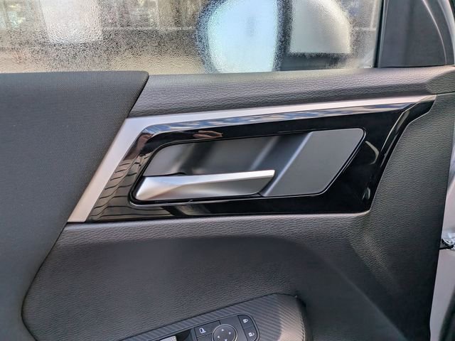 New 2026 Mitsubishi Outlander ES image 12