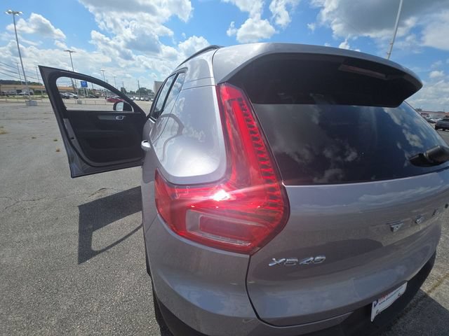 Used 2026 Volvo XC40 B5 Plus AWD/4WD image 29