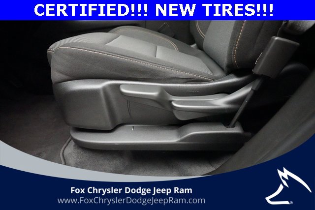 Used 2021 Chevrolet Traverse LS image 28