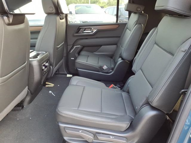 New 2026 GMC Yukon XL Denali w/ Advanced Technology Package AWD/4WD image 7