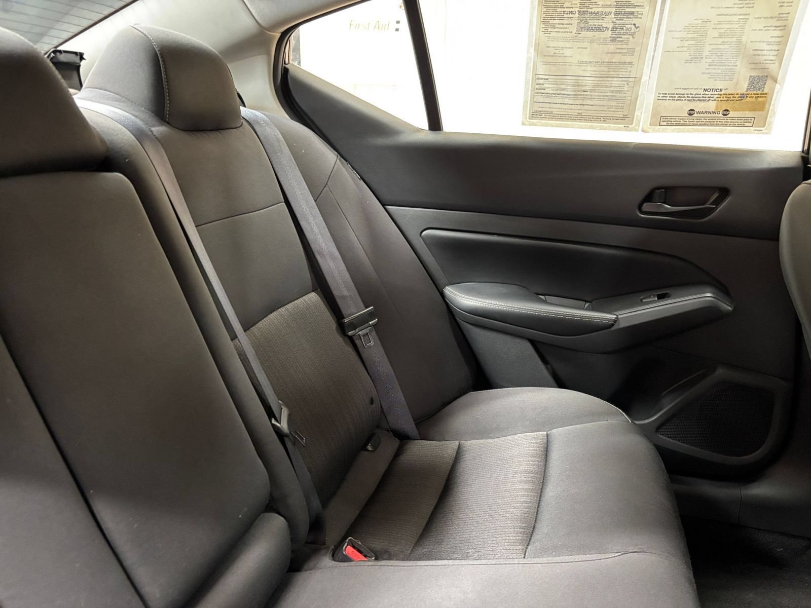 Used 2025 Nissan Altima 2.5 SV FWD image 37