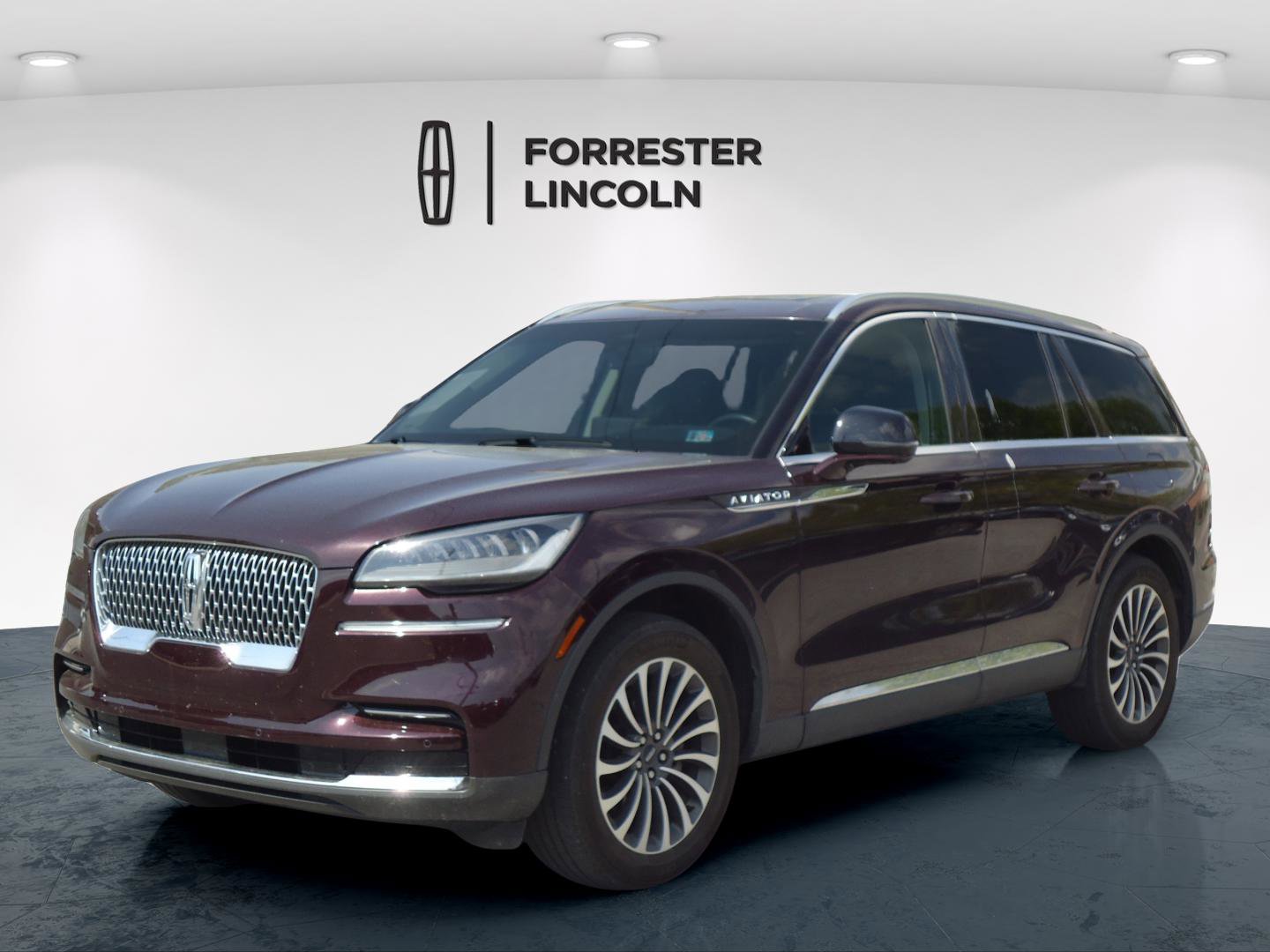 Certified 2023 Lincoln Aviator Reserve w/ Elements Package Plus AWD/4WD image 7