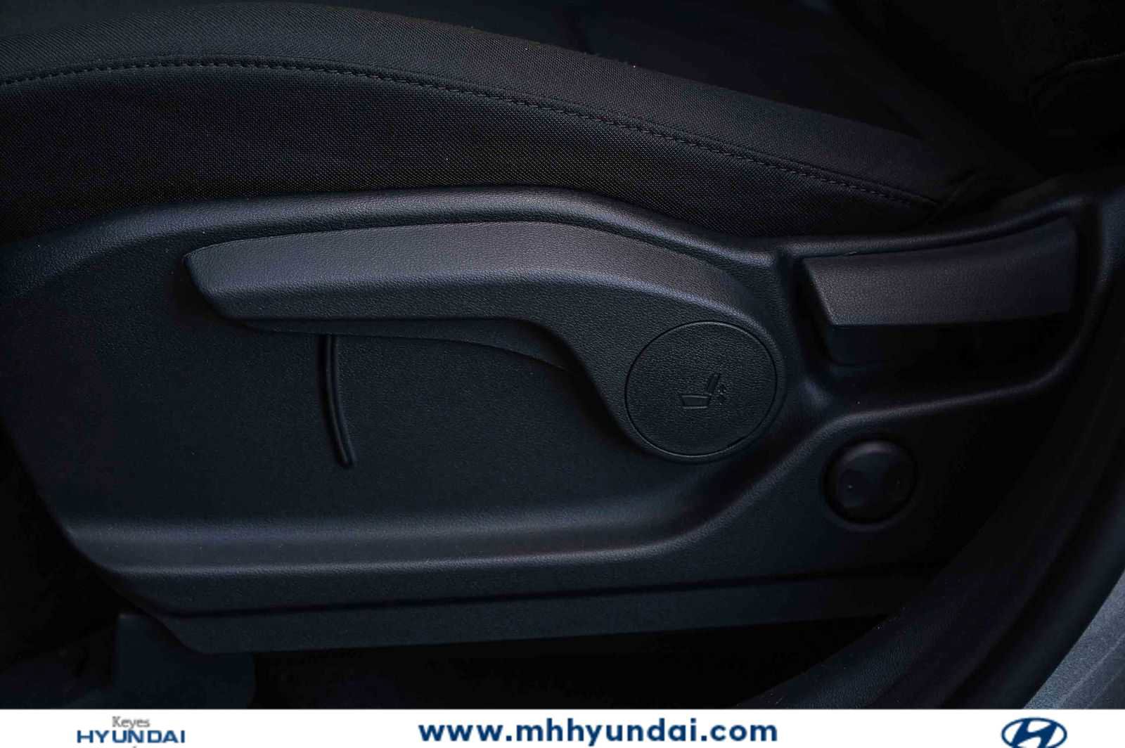 New 2026 Hyundai Santa Fe SE FWD image 22