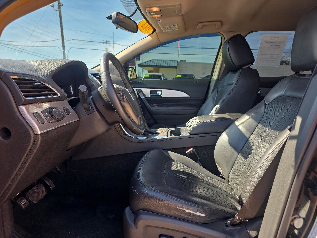 Used 2012 Lincoln MKX FWD image 9