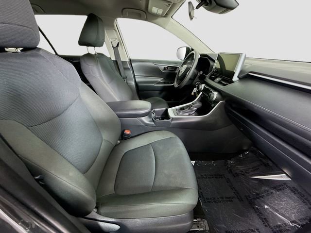 Certified 2025 Toyota RAV4 LE image 26