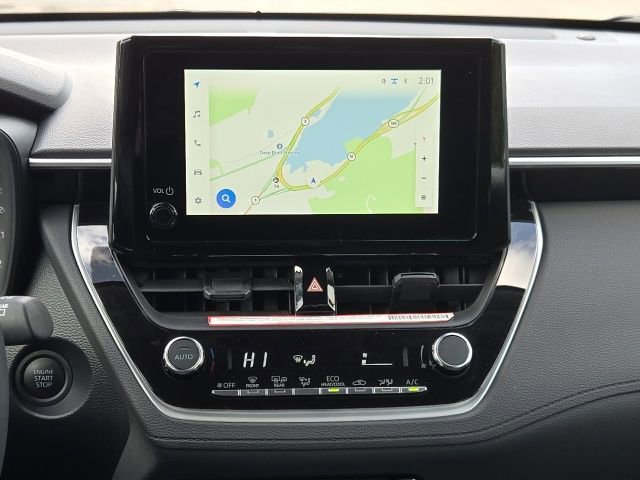 Used 2024 Toyota Corolla Cross LE w/ Moonroof Package image 3