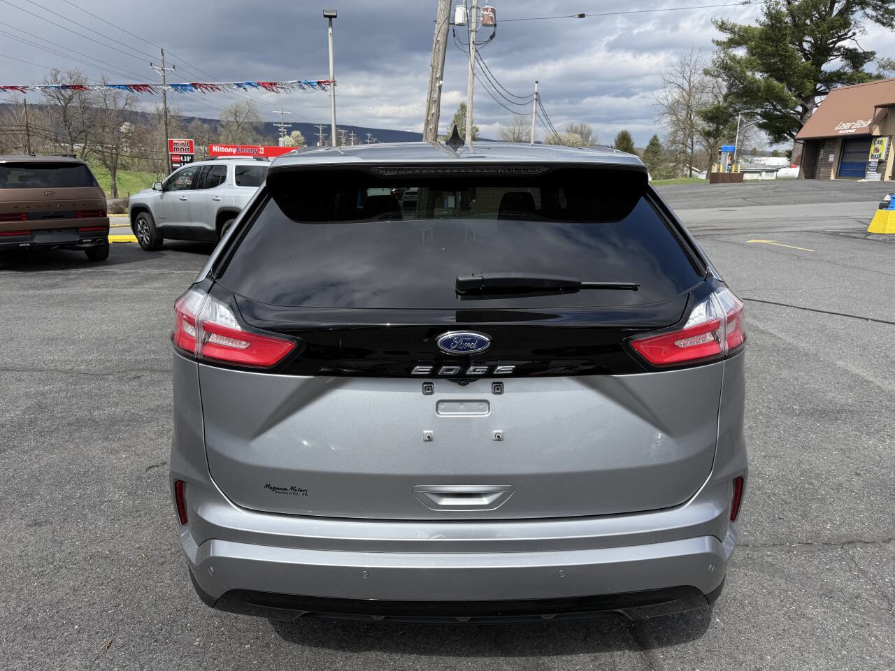 Used 2023 Ford Edge ST-Line w/ Cargo Accessory Package image 5