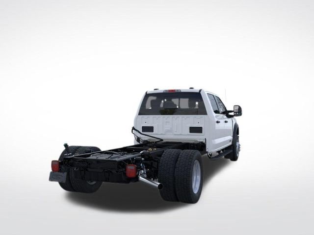 New 2025 Ford F550 2WD Crew Cab image 9