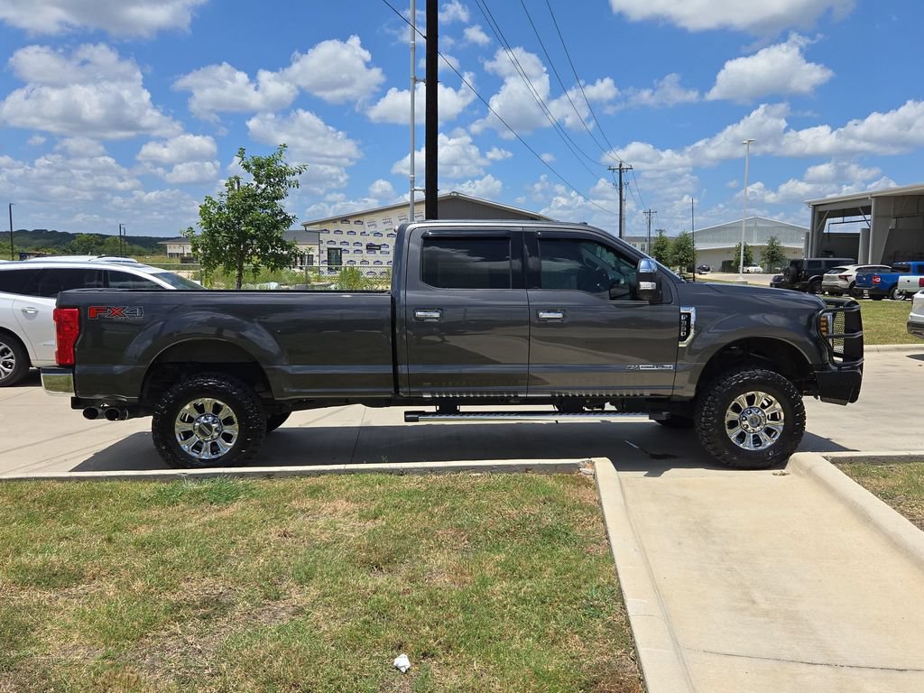 Used 2019 Ford F350 XLT w/ XLT Premium Package AWD/4WD image 9