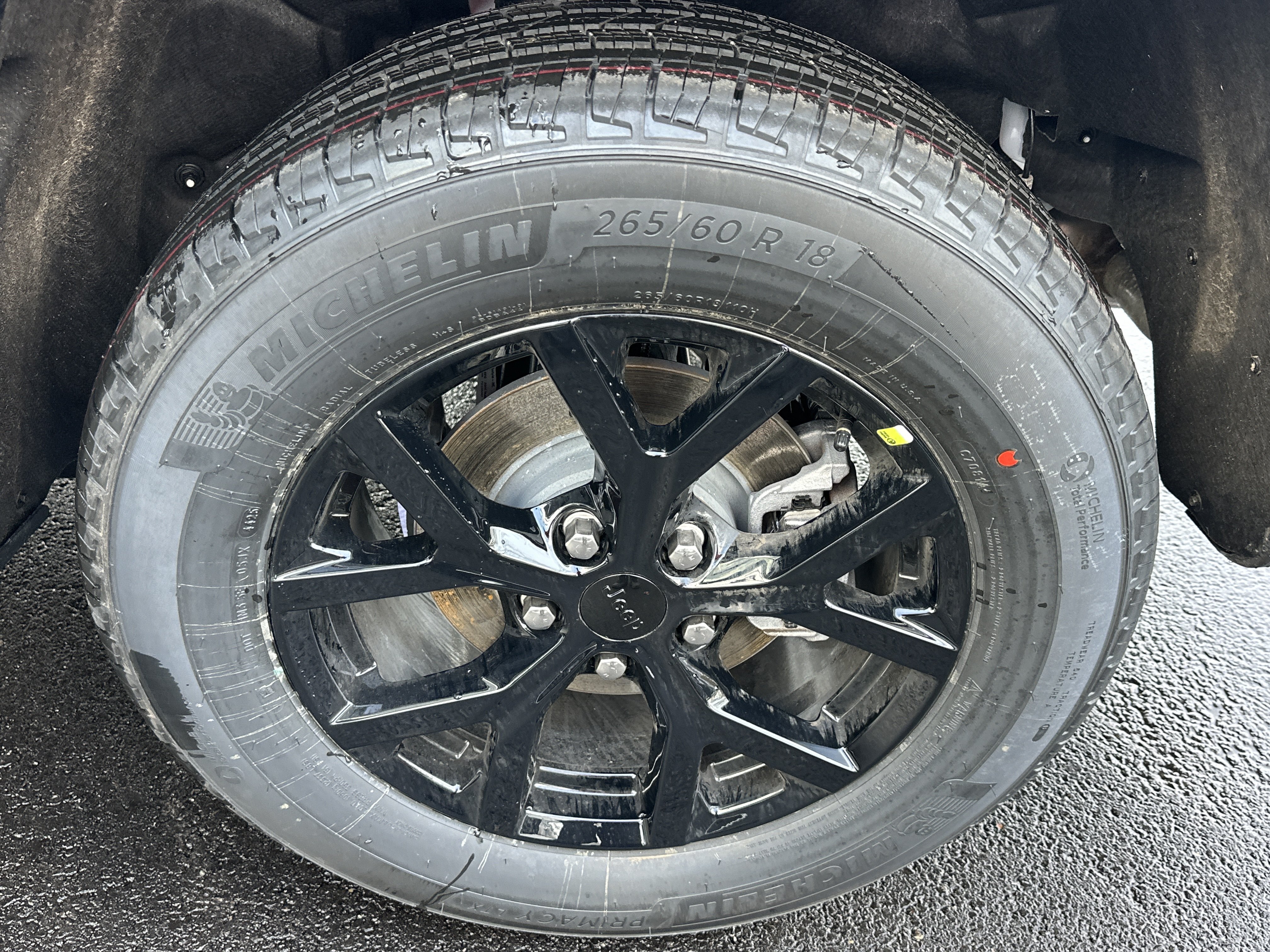 New 2026 Jeep Grand Cherokee Altitude AWD/4WD image 34