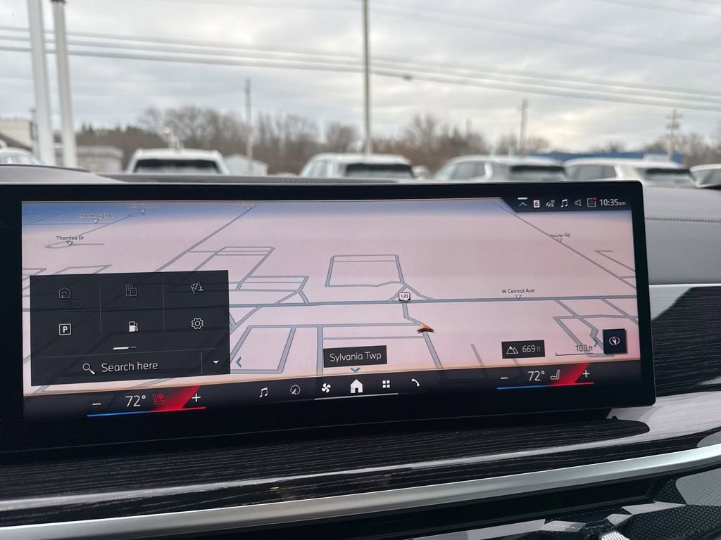 New 2026 BMW X6 xDrive40i w/ Climate Comfort Package image 16