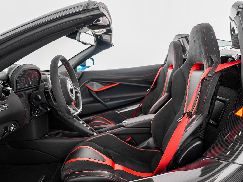 Used 2023 McLaren 720S Performance RWD image 24