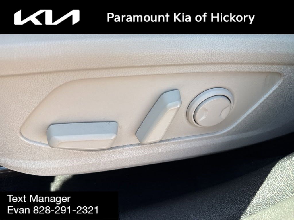 Used 2022 Kia Sorento S image 22