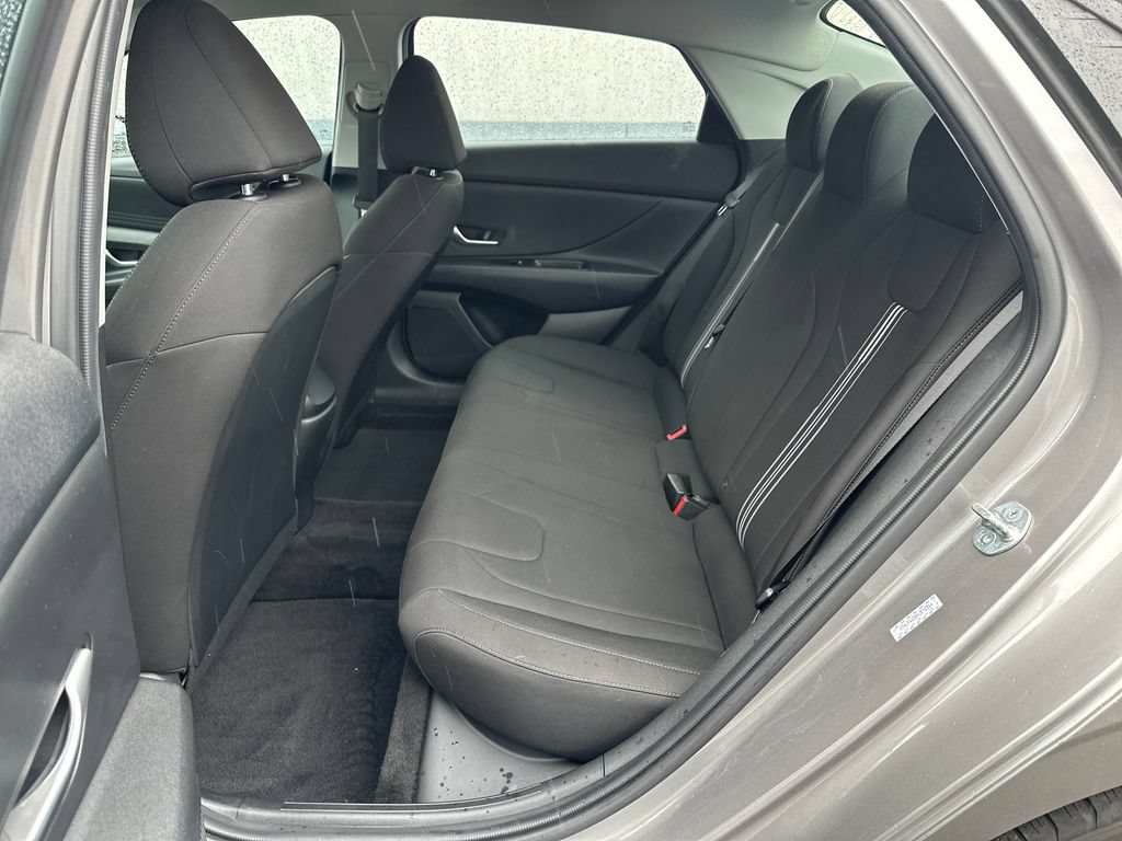 Certified 2023 Hyundai Elantra SEL FWD image 15
