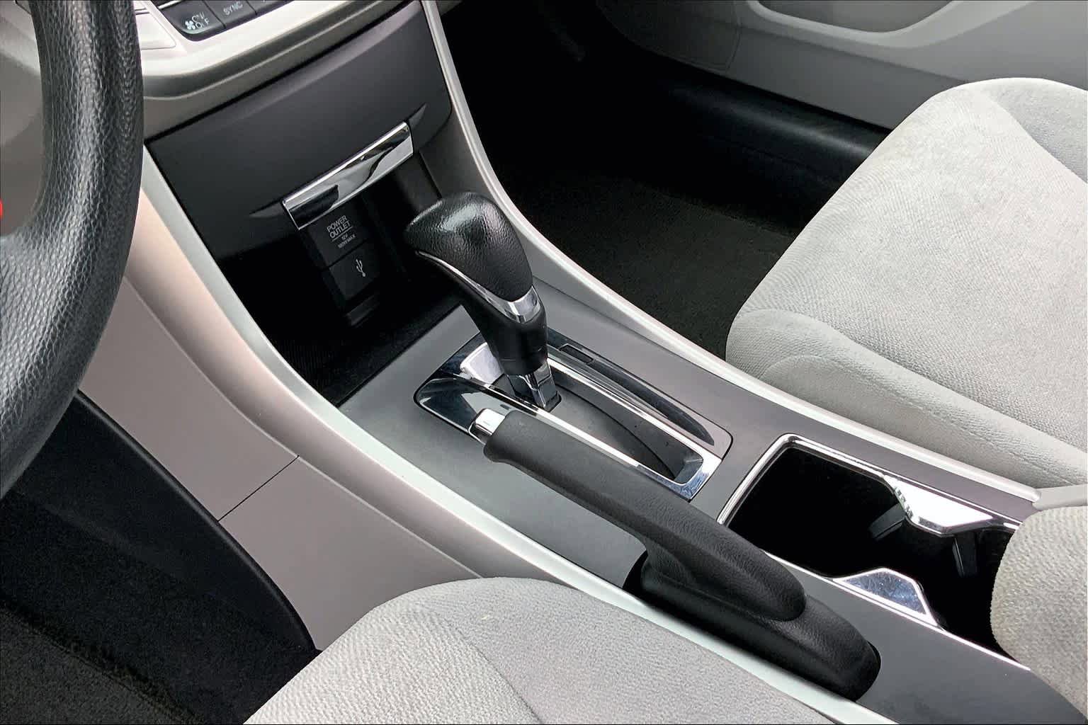 Used 2013 Honda Accord LX image 16