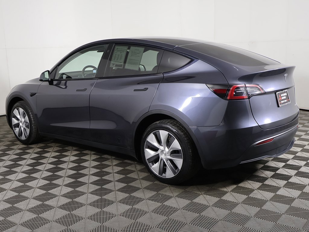 Used 2023 Tesla Model Y Long Range image 14