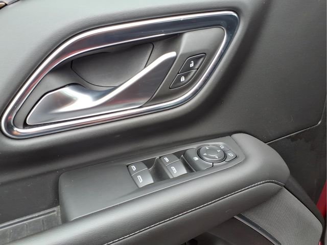 Used 2022 GMC Yukon XL SLE w/ Gmc Pro Safety Plus Package AWD/4WD image 14