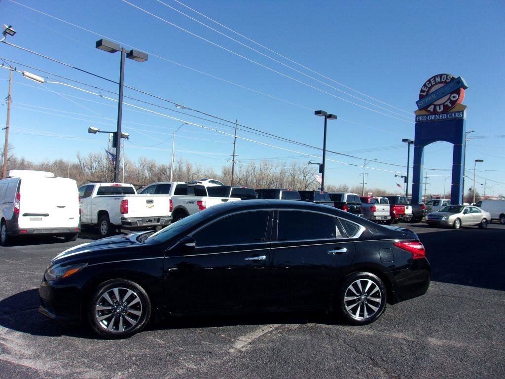 Used 2017 Nissan Altima 2.5 SV w/ Convenience Package image 8