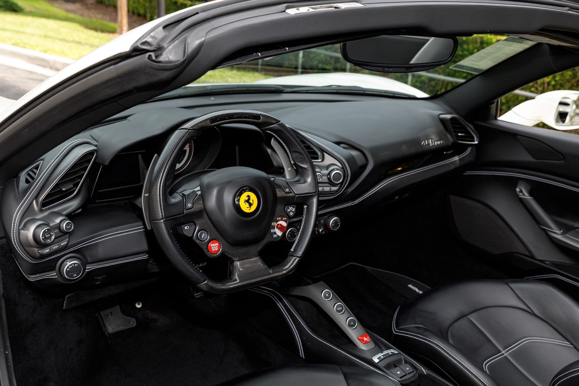 Used 2019 Ferrari 488 Spider RWD image 27