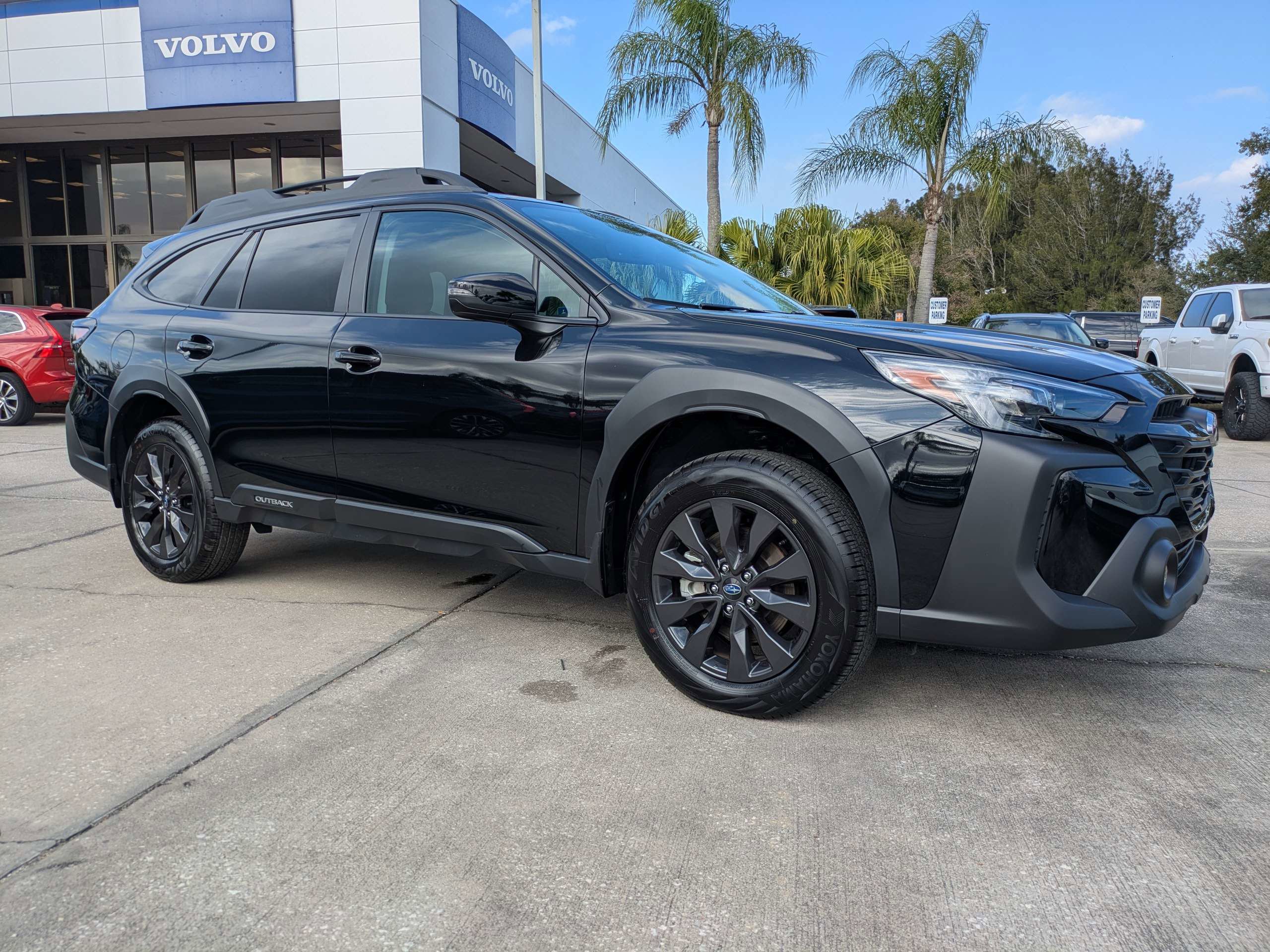 Certified 2025 Subaru Outback Onyx Edition w/ Popular Package #2 image 2