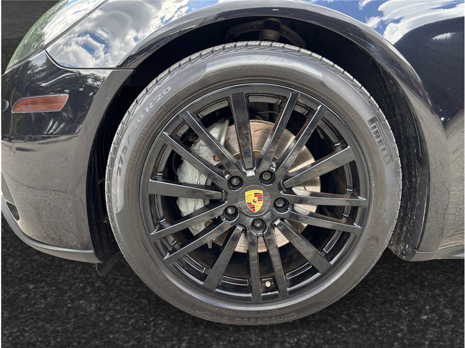 Used 2017 Porsche Panamera 4S image 13