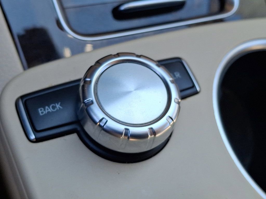 Used 2015 Mercedes-Benz GLK 350 4MATIC image 26