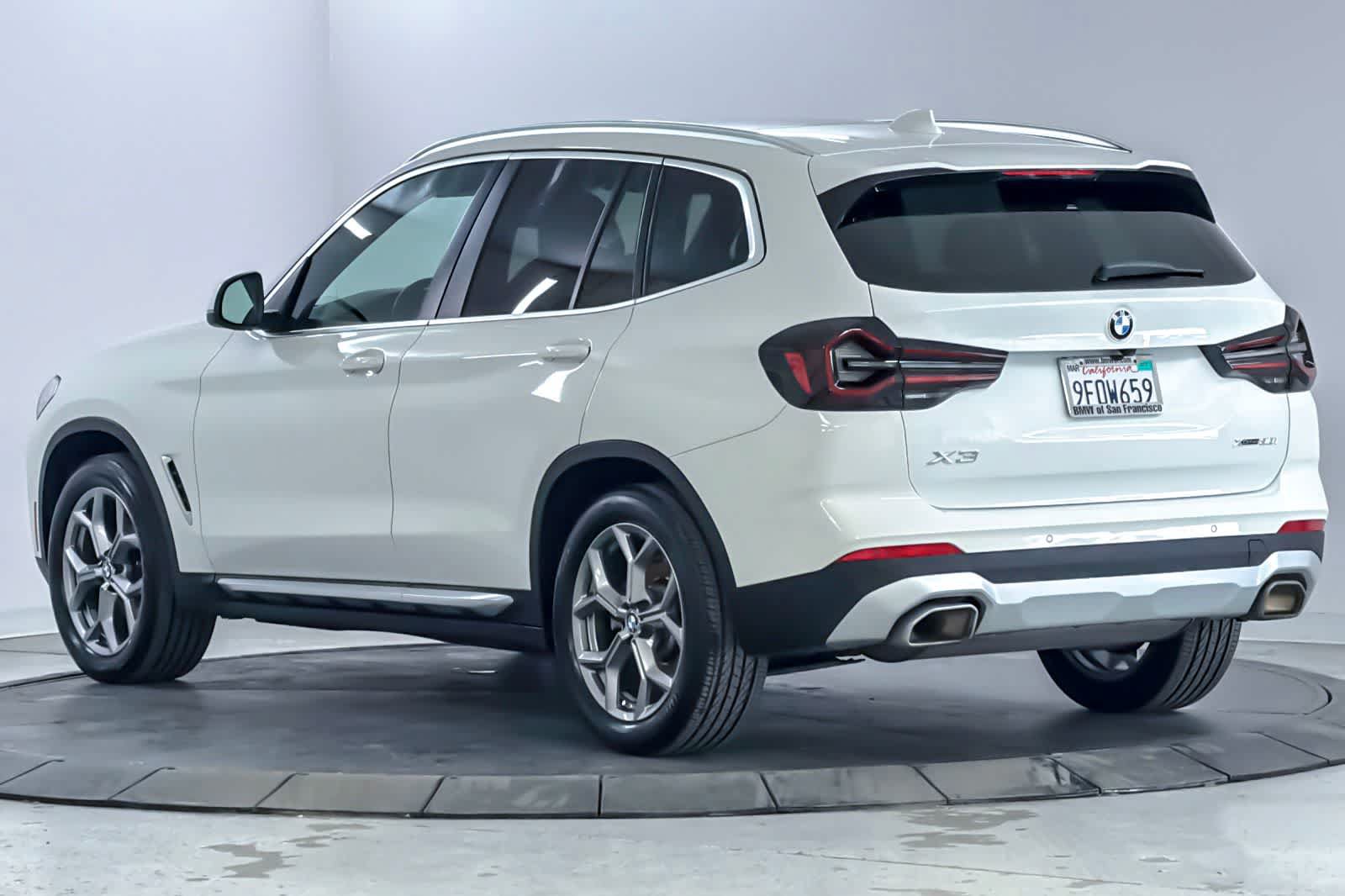 Used 2023 BMW X3 xDrive30i w/ Premium Package AWD/4WD image 6
