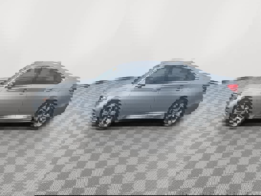 Used 2019 Honda Accord Touring image 5