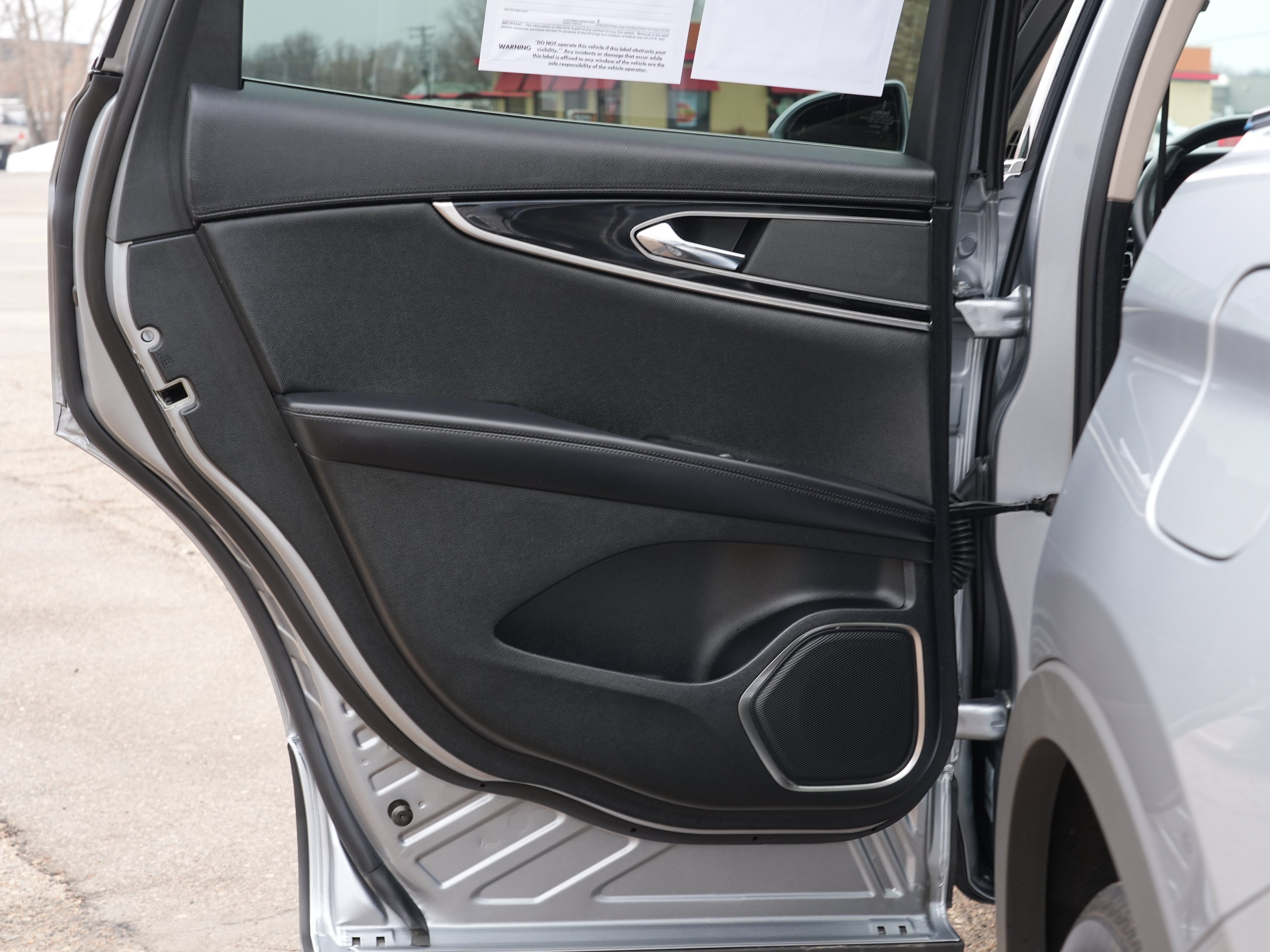 Used 2022 Lincoln Nautilus Reserve AWD/4WD image 22
