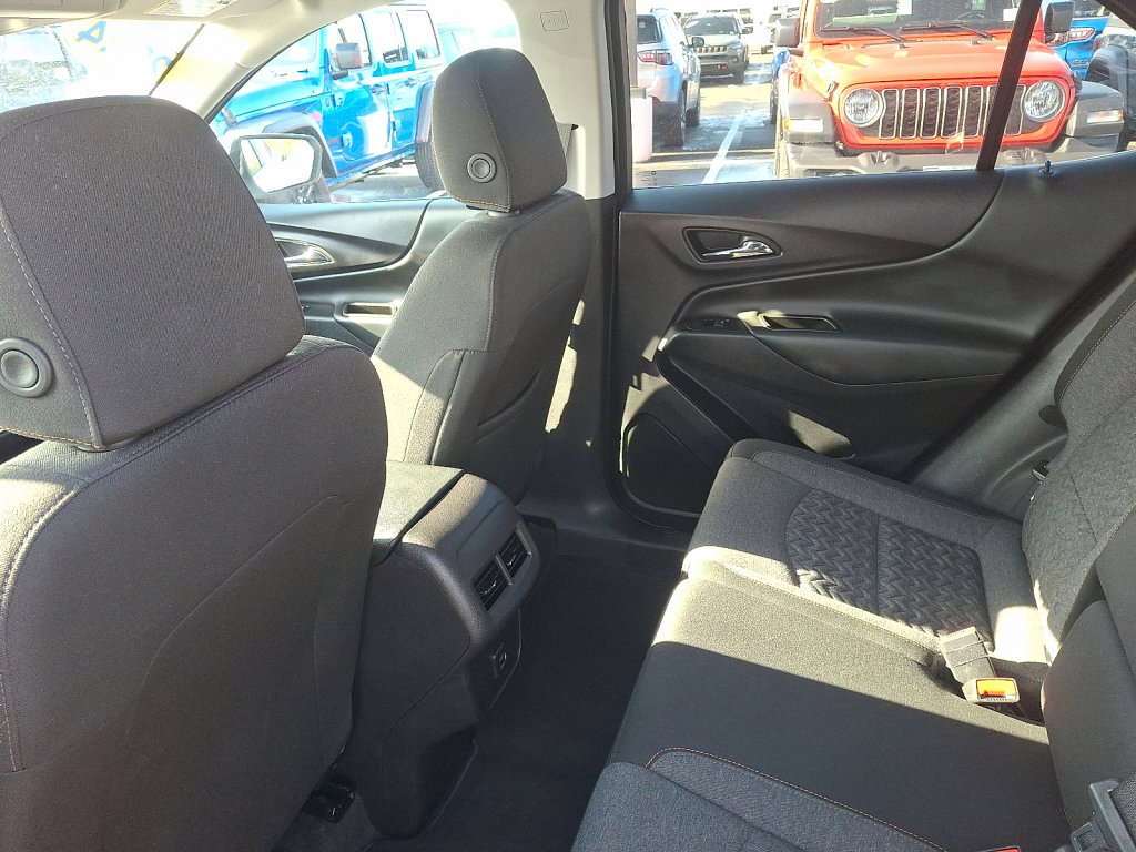 Used 2024 Chevrolet Equinox LT image 20