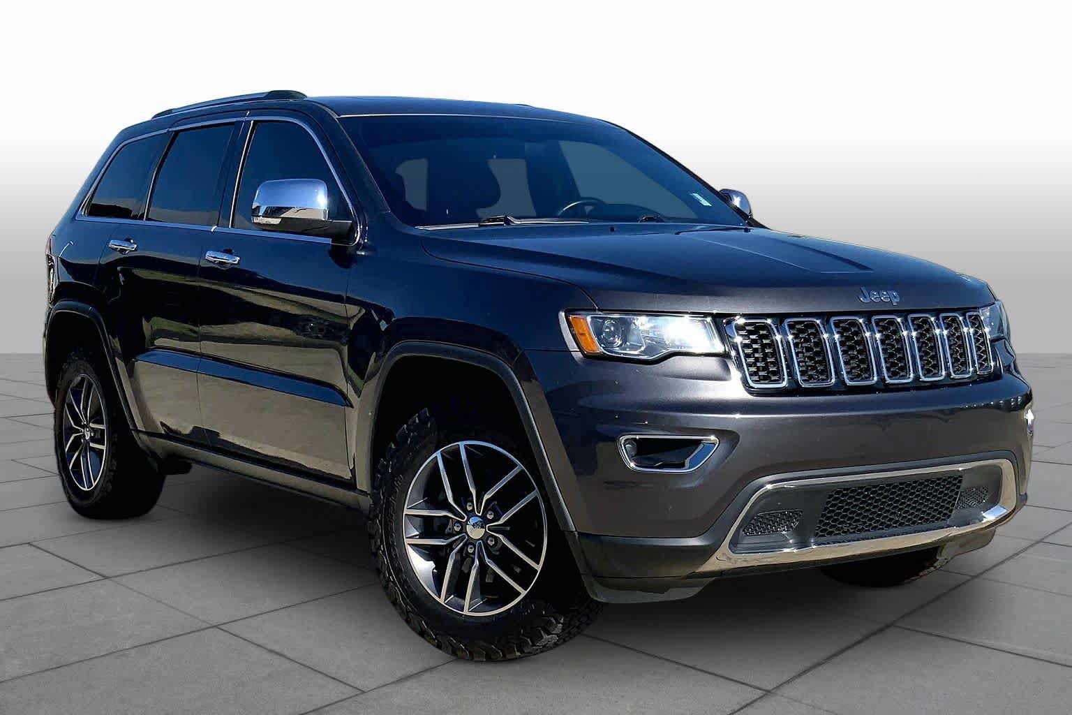 Used 2017 Jeep Grand Cherokee Limited AWD/4WD image 2