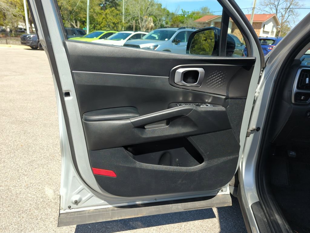 Used 2021 Kia Sorento S w/ Panoramic Sunroof Package image 18