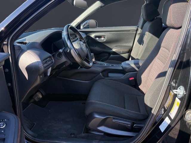 Used 2025 Honda HR-V Sport image 5