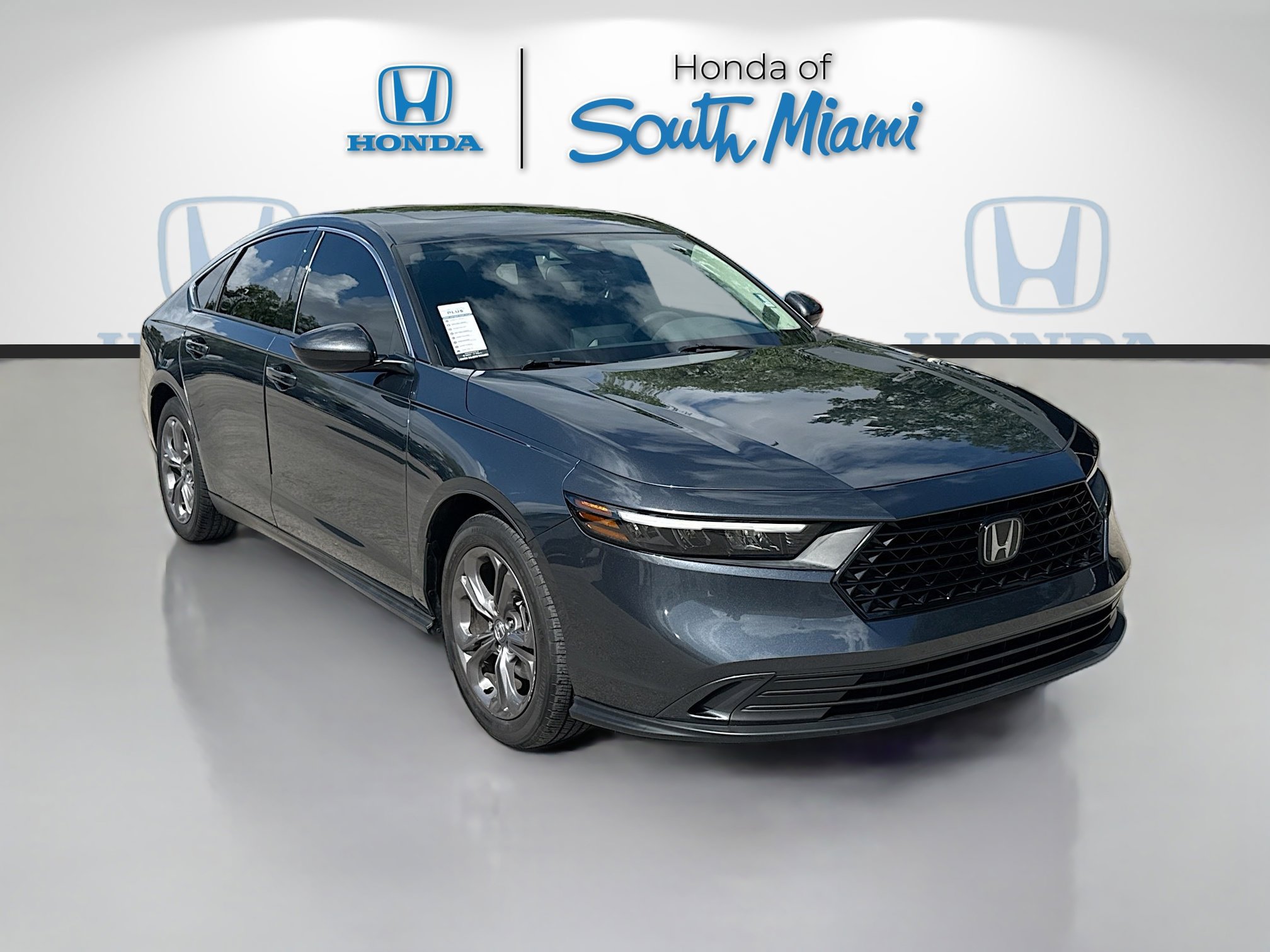 Certified 2023 Honda Accord EX image 1