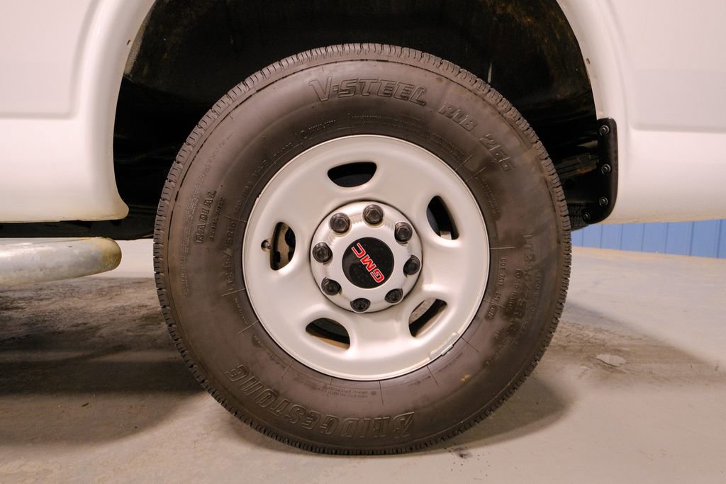 Used 2024 GMC Savana 2500 w/ Driver Convenience Package image 42