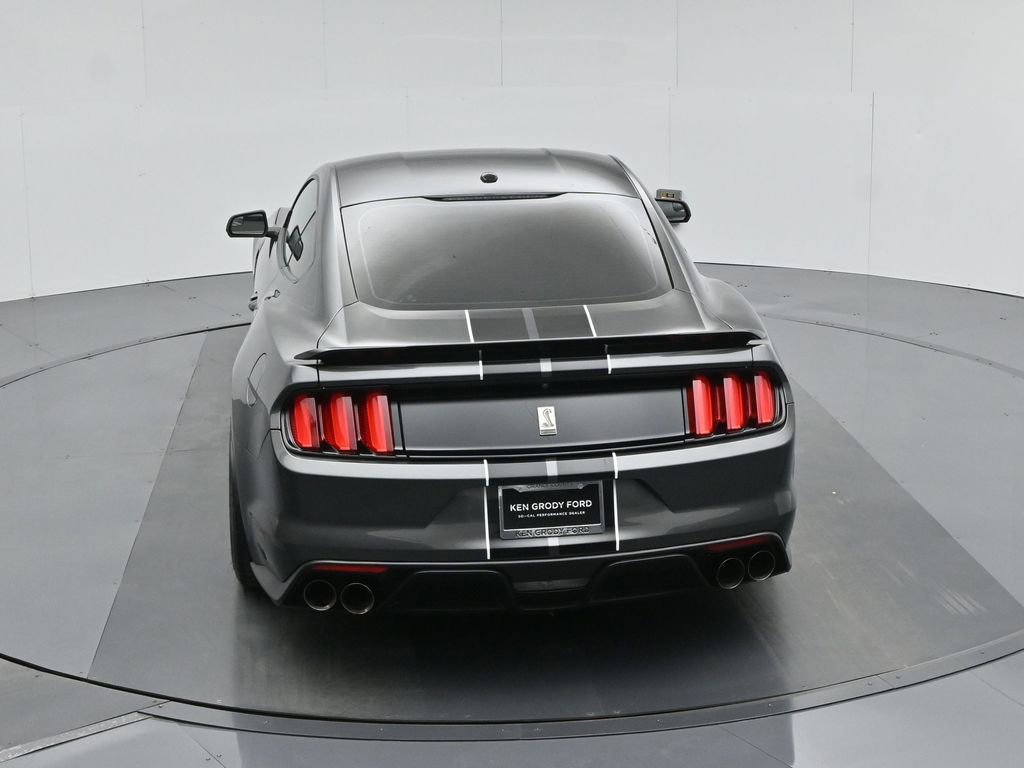 Used 2016 Ford Mustang Shelby GT350 w/ Technology Package image 40