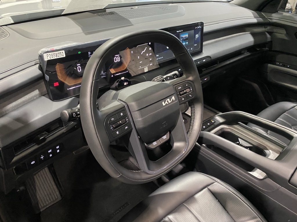 Used 2027 Kia Telluride EX X-Line w/ Towing Package AWD/4WD image 3